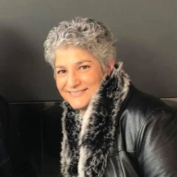 Meet your Posher, Shelly - Picture 1 of 1